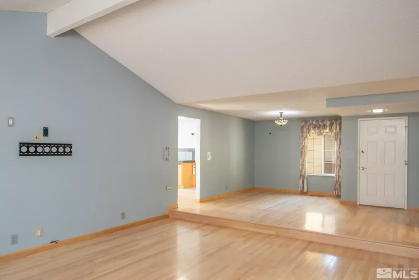 830 Lepori Way, Sparks, Nevada 89431, 3 Bedrooms Bedrooms, ,2 BathroomsBathrooms,Residential,For Sale,Lepori Way,250005819