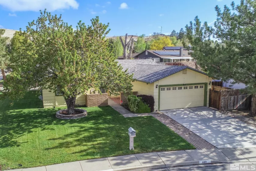 830 Lepori Way, Sparks, Nevada 89431, 3 Bedrooms Bedrooms, ,2 BathroomsBathrooms,Residential,For Sale,Lepori Way,250005819