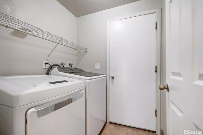 629 Aja Pl, Dayton, Nevada 89403, 3 Bedrooms Bedrooms, ,2 BathroomsBathrooms,Residential,For Sale,Aja Pl,250005511