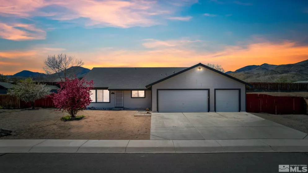 629 Aja Pl, Dayton, Nevada 89403, 3 Bedrooms Bedrooms, ,2 BathroomsBathrooms,Residential,For Sale,Aja Pl,250005511