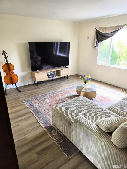 100 Bisset, Reno, Nevada 89503, 2 Bedrooms Bedrooms, ,2 BathroomsBathrooms,Residential,Residential,Bisset,250005823