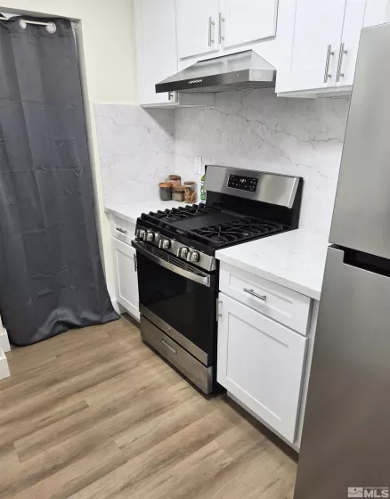 100 Bisset, Reno, Nevada 89503, 2 Bedrooms Bedrooms, ,2 BathroomsBathrooms,Residential,Residential,Bisset,250005823