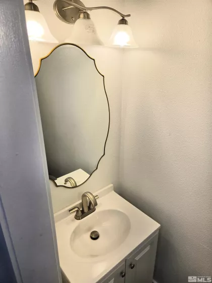 100 Bisset, Reno, Nevada 89503, 2 Bedrooms Bedrooms, ,2 BathroomsBathrooms,Residential,Residential,Bisset,250005823