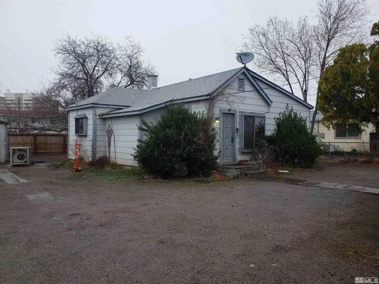 325 Gould, Reno, Nevada 89502, 2 Bedrooms Bedrooms, ,1 BathroomBathrooms,Residential,Residential,Gould,250002635
