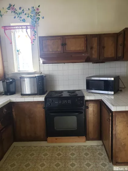 325 Gould, Reno, Nevada 89502, 2 Bedrooms Bedrooms, ,1 BathroomBathrooms,Residential,Residential,Gould,250002635