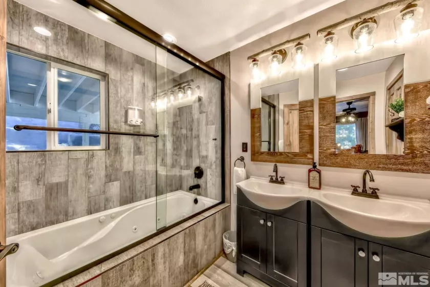256 Benjamin, Stateline, Nevada 89449, 5 Bedrooms Bedrooms, ,6 BathroomsBathrooms,Residential,Residential,Benjamin,230013244