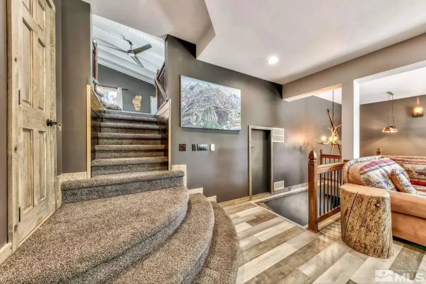 256 Benjamin, Stateline, Nevada 89449, 5 Bedrooms Bedrooms, ,6 BathroomsBathrooms,Residential,Residential,Benjamin,230013244