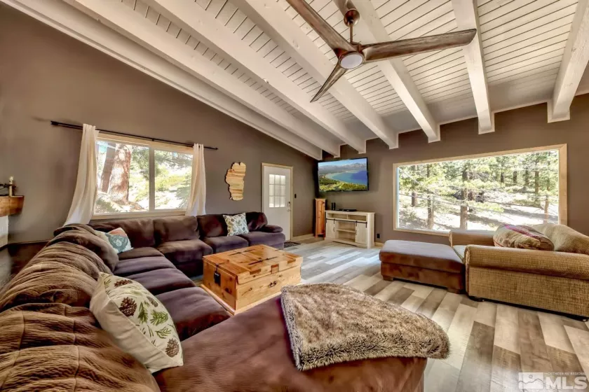 256 Benjamin, Stateline, Nevada 89449, 5 Bedrooms Bedrooms, ,6 BathroomsBathrooms,Residential,Residential,Benjamin,230013244