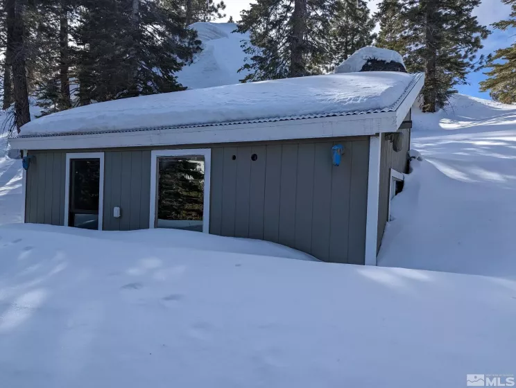256 Benjamin, Stateline, Nevada 89449, 5 Bedrooms Bedrooms, ,6 BathroomsBathrooms,Residential,Residential,Benjamin,230013244