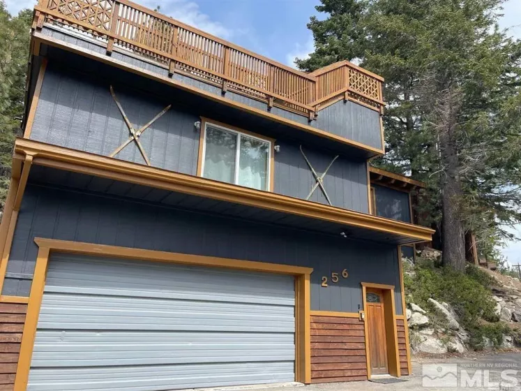 256 Benjamin, Stateline, Nevada 89449, 5 Bedrooms Bedrooms, ,6 BathroomsBathrooms,Residential,Residential,Benjamin,230013244