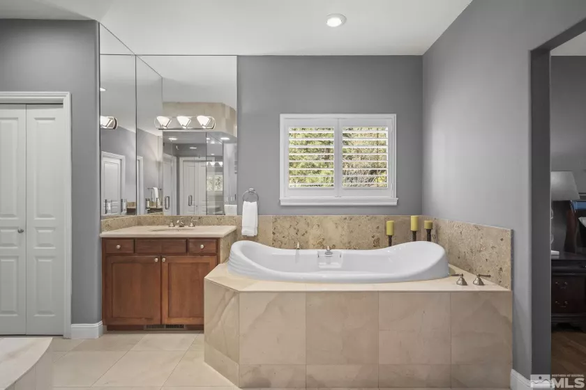 1203 Kachina, Reno, Nevada 89511, 3 Bedrooms Bedrooms, ,3 BathroomsBathrooms,Residential,Residential,Kachina,250005665
