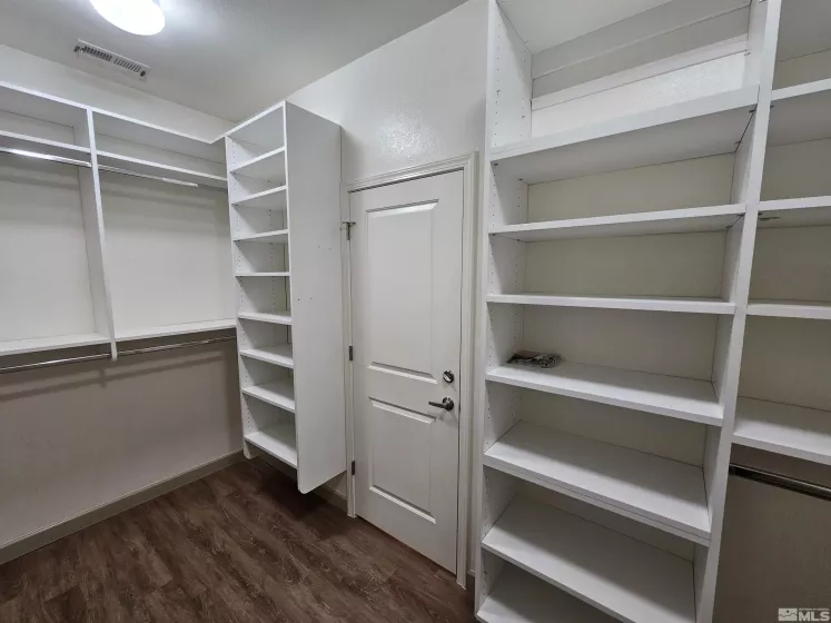 4766 Wood Thrush, Sparks, Nevada 89436, 3 Bedrooms Bedrooms, ,2 BathroomsBathrooms,Residential,Residential,Wood Thrush,250005119