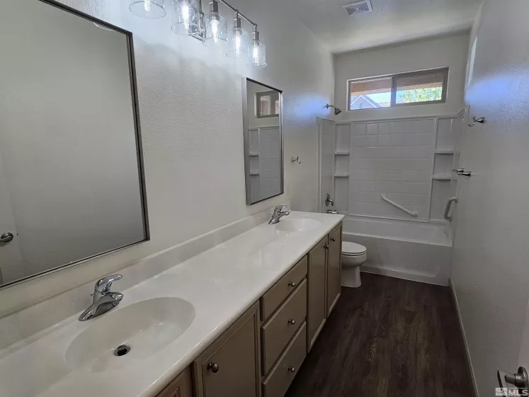 4766 Wood Thrush, Sparks, Nevada 89436, 3 Bedrooms Bedrooms, ,2 BathroomsBathrooms,Residential,Residential,Wood Thrush,250005119