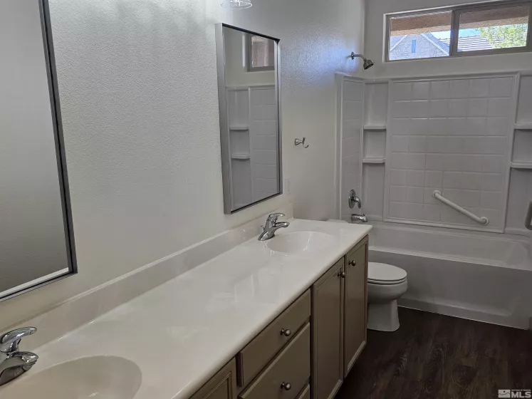4766 Wood Thrush, Sparks, Nevada 89436, 3 Bedrooms Bedrooms, ,2 BathroomsBathrooms,Residential,Residential,Wood Thrush,250005119
