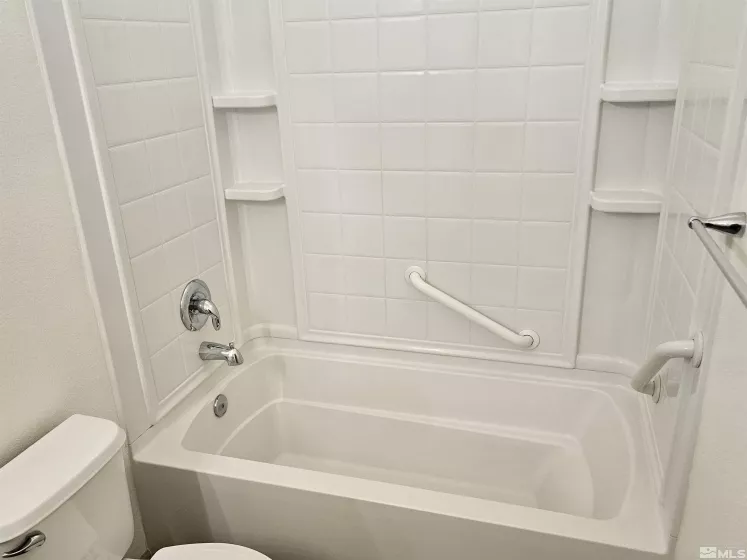 4766 Wood Thrush, Sparks, Nevada 89436, 3 Bedrooms Bedrooms, ,2 BathroomsBathrooms,Residential,Residential,Wood Thrush,250005119