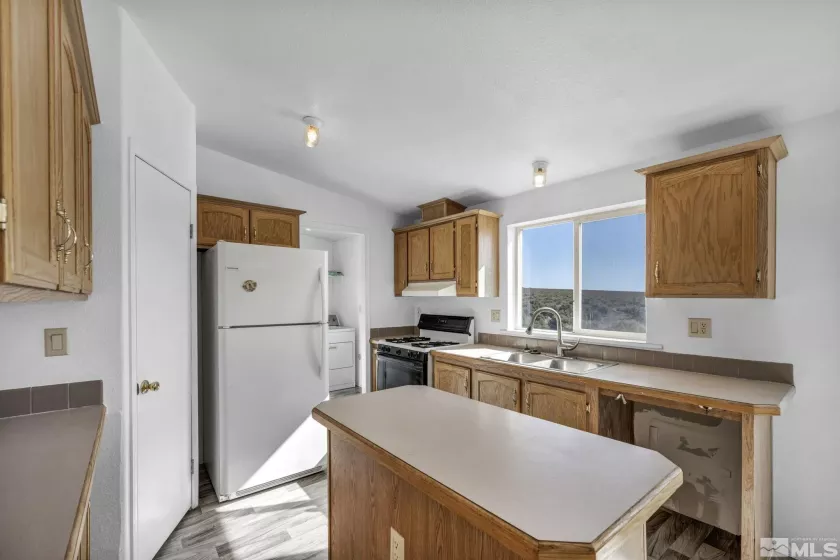 613 Magnetic, Dayton, Nevada 89403, 3 Bedrooms Bedrooms, ,2 BathroomsBathrooms,Residential,Residential,Magnetic,250005292