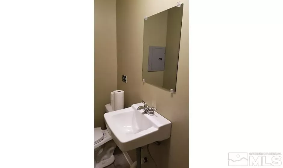 600 Industrial, Lovelock, Nevada 89419, ,Commercial Sale,Residential,Industrial,250004004