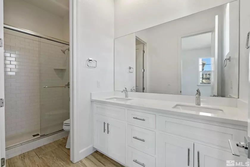 9139 ERICKSON, Verdi, Nevada 89439, 4 Bedrooms Bedrooms, ,4 BathroomsBathrooms,Residential,Residential,ERICKSON,250002395