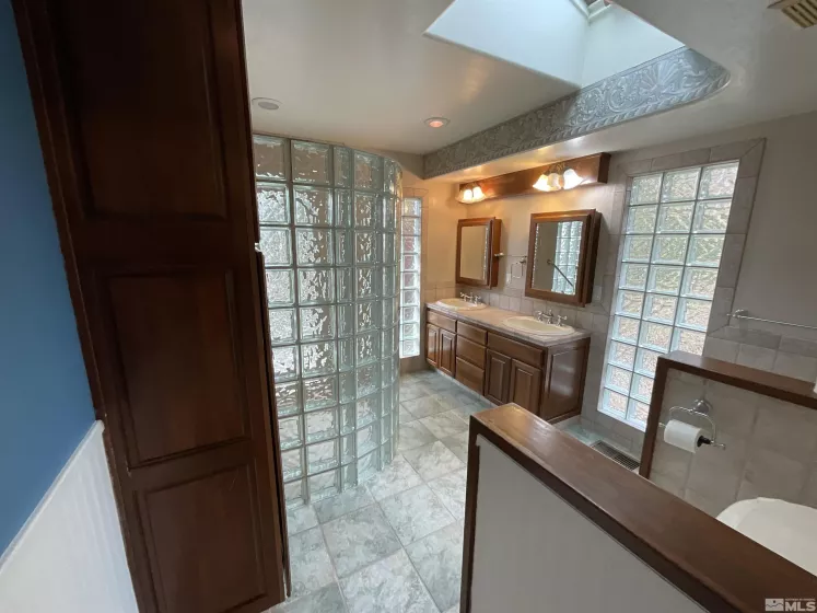 3365 Marthiam, Reno, Nevada 89509, 4 Bedrooms Bedrooms, ,3 BathroomsBathrooms,Residential,Residential,Marthiam,250002729