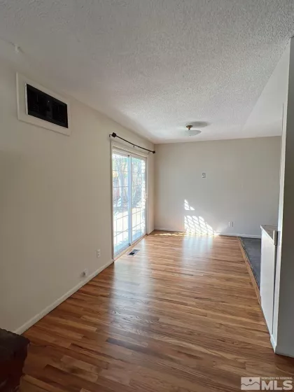 3560 Yosemite, Reno, Nevada 89503, 3 Bedrooms Bedrooms, ,2 BathroomsBathrooms,Residential Lease,Manufactured,Yosemite,250004769