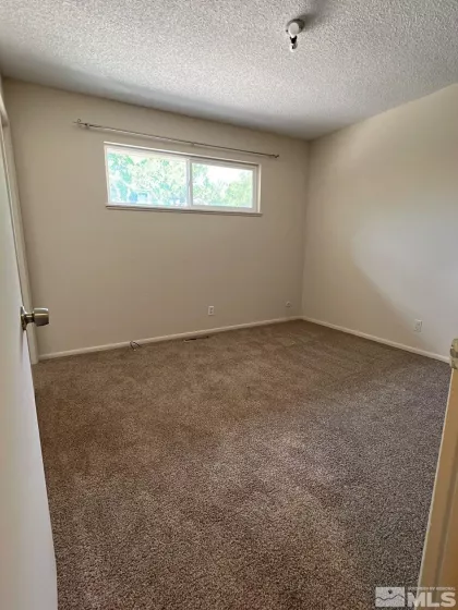 3560 Yosemite, Reno, Nevada 89503, 3 Bedrooms Bedrooms, ,2 BathroomsBathrooms,Residential Lease,Manufactured,Yosemite,250004769