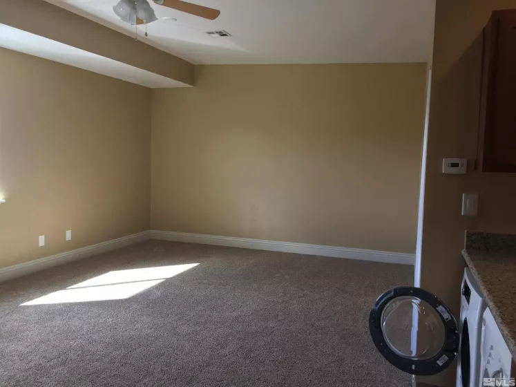 474 Sunshine, Reno, Nevada 89502, ,1 BathroomBathrooms,Residential Lease,Manufactured,Sunshine,250003402