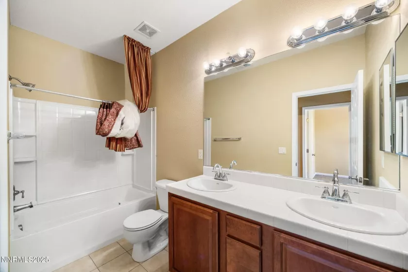 1879 Resistol, Reno, Nevada 89521, 3 Bedrooms Bedrooms, ,3 BathroomsBathrooms,Residential Lease,Manufactured,Resistol,250005298
