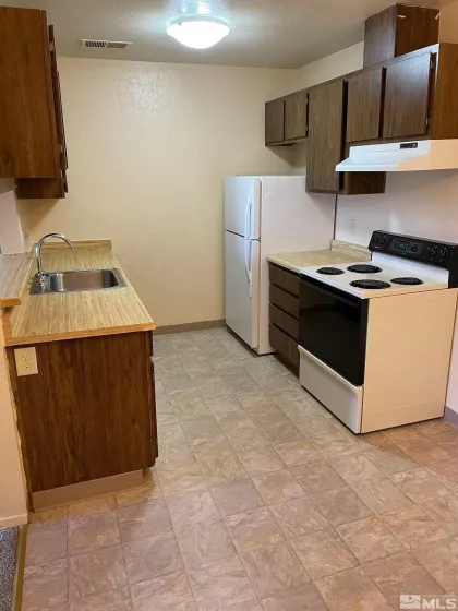 650 Maine, Fallon, Nevada 89406, 1 Bedroom Bedrooms, ,1 BathroomBathrooms,Residential Lease,Manufactured,Maine,250002008