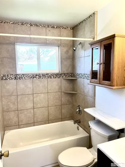 5020 Tahiti, Reno, Nevada 89502, 2 Bedrooms Bedrooms, ,1 BathroomBathrooms,Residential Lease,Manufactured,Tahiti,240012691