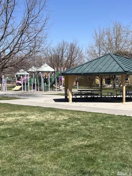 5020 Tahiti, Reno, Nevada 89502, 2 Bedrooms Bedrooms, ,1 BathroomBathrooms,Residential Lease,Manufactured,Tahiti,240012691