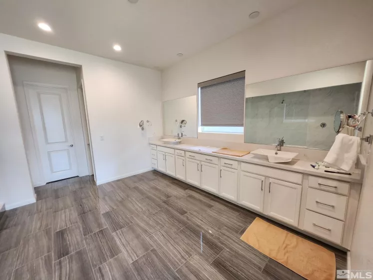 2257 Cold Creek, Reno, Nevada 89523, 5 Bedrooms Bedrooms, ,6 BathroomsBathrooms,Residential Lease,Manufactured,Cold Creek,250004293