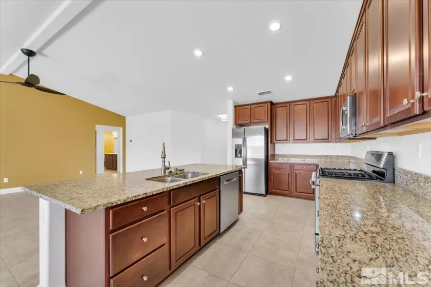 2103 Lanstar, Sparks, Nevada 89441, 4 Bedrooms Bedrooms, ,3 BathroomsBathrooms,Residential,Residential,Lanstar,250005826