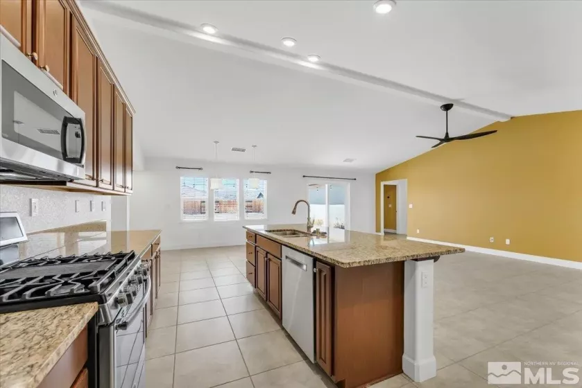 2103 Lanstar, Sparks, Nevada 89441, 4 Bedrooms Bedrooms, ,3 BathroomsBathrooms,Residential,Residential,Lanstar,250005826