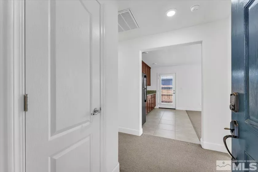 2103 Lanstar, Sparks, Nevada 89441, 4 Bedrooms Bedrooms, ,3 BathroomsBathrooms,Residential,Residential,Lanstar,250005826