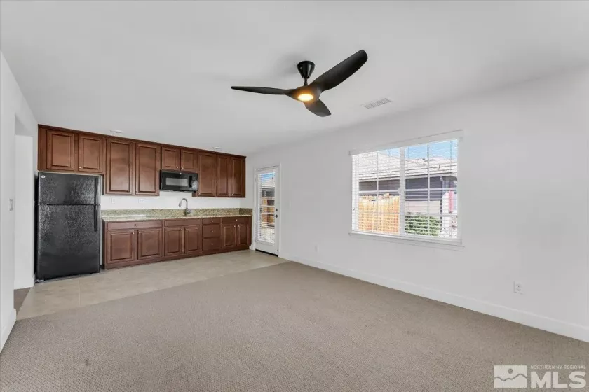 2103 Lanstar, Sparks, Nevada 89441, 4 Bedrooms Bedrooms, ,3 BathroomsBathrooms,Residential,Residential,Lanstar,250005826