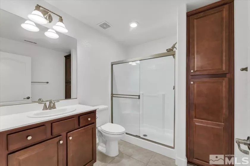 2103 Lanstar, Sparks, Nevada 89441, 4 Bedrooms Bedrooms, ,3 BathroomsBathrooms,Residential,Residential,Lanstar,250005826