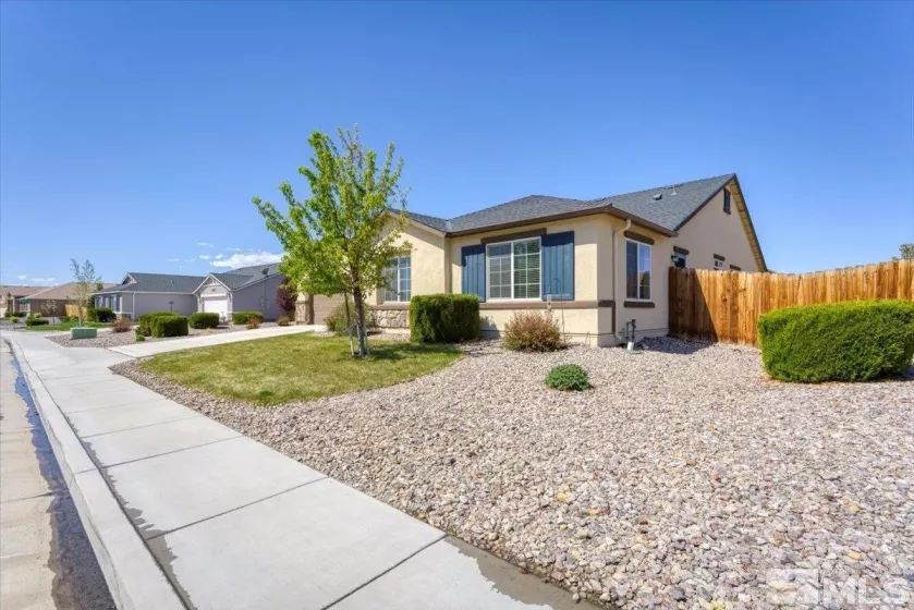 2103 Lanstar, Sparks, Nevada 89441, 4 Bedrooms Bedrooms, ,3 BathroomsBathrooms,Residential,Residential,Lanstar,250005826
