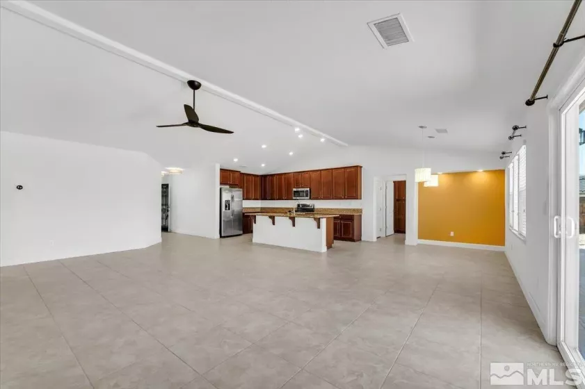 2103 Lanstar, Sparks, Nevada 89441, 4 Bedrooms Bedrooms, ,3 BathroomsBathrooms,Residential,Residential,Lanstar,250005826