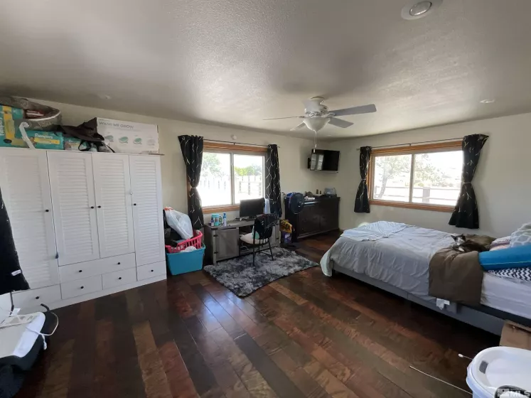 1677 Rio Vista, Fallon, Nevada 89406, 5 Bedrooms Bedrooms, ,3 BathroomsBathrooms,Residential,Residential,Rio Vista,240010763