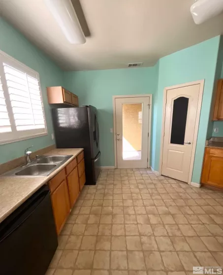 1325 Meadows, Reno, Nevada 89521, 2 Bedrooms Bedrooms, ,2 BathroomsBathrooms,Residential Lease,Manufactured,Meadows,250003359