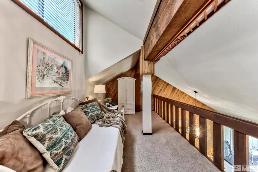 696 Village, Incline Village, Nevada 89451, 2 Bedrooms Bedrooms, ,2 BathroomsBathrooms,Residential,Residential,Village,240012952