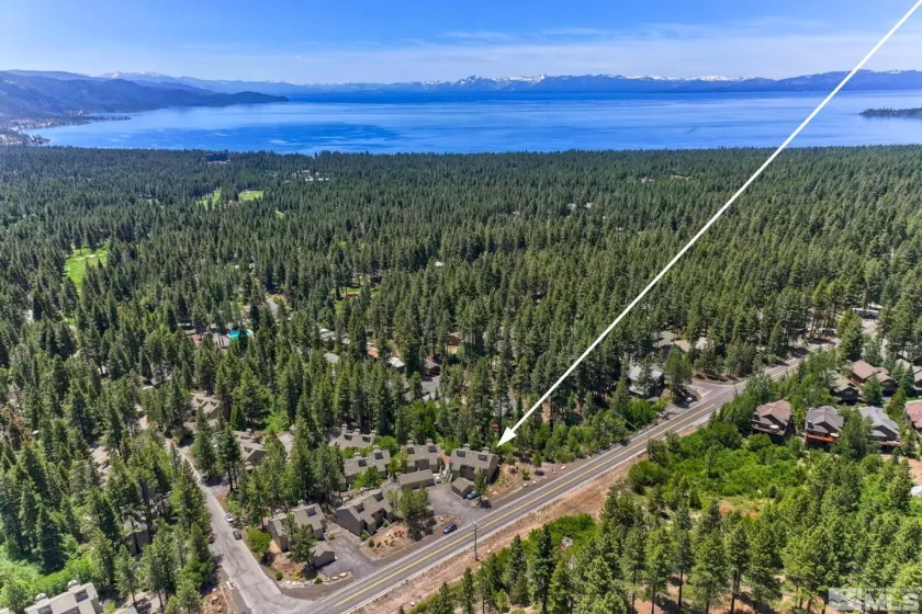 696 Village, Incline Village, Nevada 89451, 2 Bedrooms Bedrooms, ,2 BathroomsBathrooms,Residential,Residential,Village,240012952