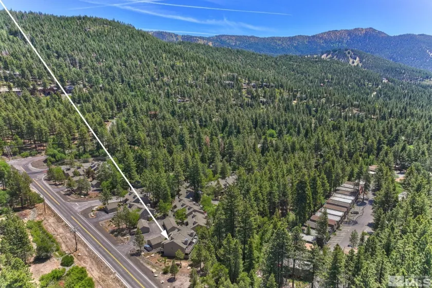 696 Village, Incline Village, Nevada 89451, 2 Bedrooms Bedrooms, ,2 BathroomsBathrooms,Residential,Residential,Village,240012952