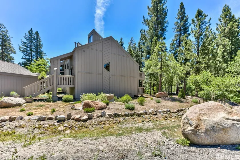 696 Village, Incline Village, Nevada 89451, 2 Bedrooms Bedrooms, ,2 BathroomsBathrooms,Residential,Residential,Village,240012952