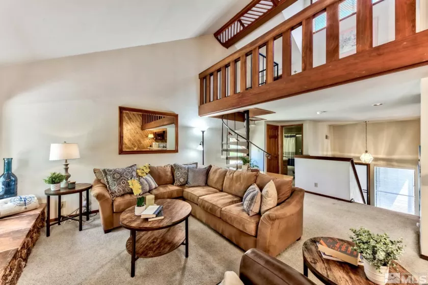 696 Village, Incline Village, Nevada 89451, 2 Bedrooms Bedrooms, ,2 BathroomsBathrooms,Residential,Residential,Village,240012952