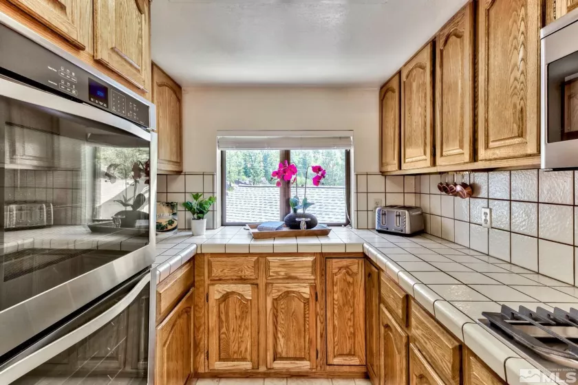 696 Village, Incline Village, Nevada 89451, 2 Bedrooms Bedrooms, ,2 BathroomsBathrooms,Residential,Residential,Village,240012952