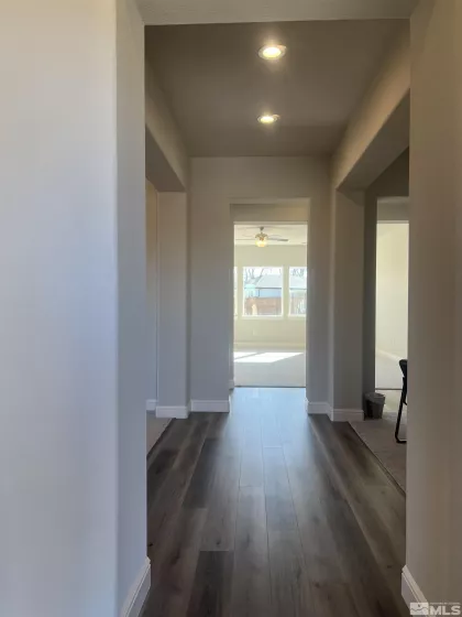Entry/Foyer