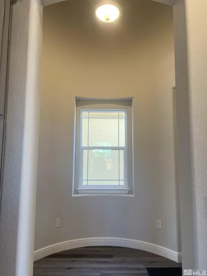 Entry/Foyer