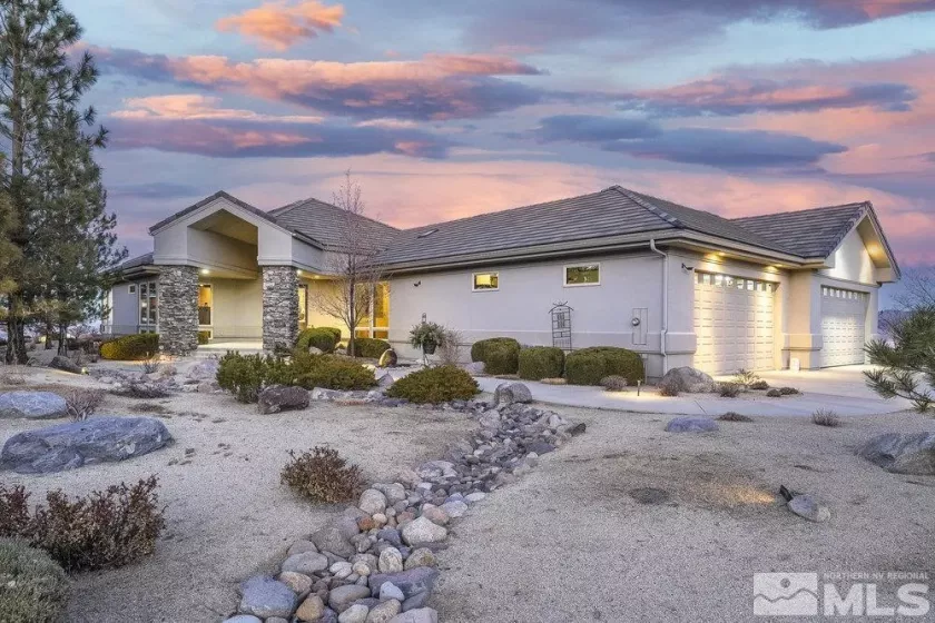 4020 Cocopah, Reno, Nevada 89511, 3 Bedrooms Bedrooms, ,4 BathroomsBathrooms,Residential,Residential,Cocopah,250000115