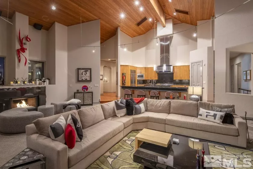 4020 Cocopah, Reno, Nevada 89511, 3 Bedrooms Bedrooms, ,4 BathroomsBathrooms,Residential,Residential,Cocopah,250000115